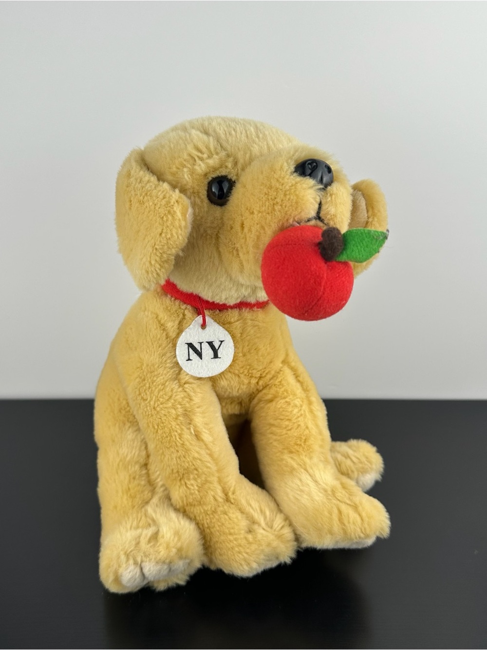 FAO Rare Golden Retriever Puppy Dog with Red Apple 10” NY Collar Labrador Plush